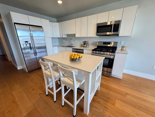 Photo - 250 Meridian St Unit 204