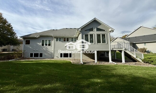 Photo - 9536 Windflower Pl N