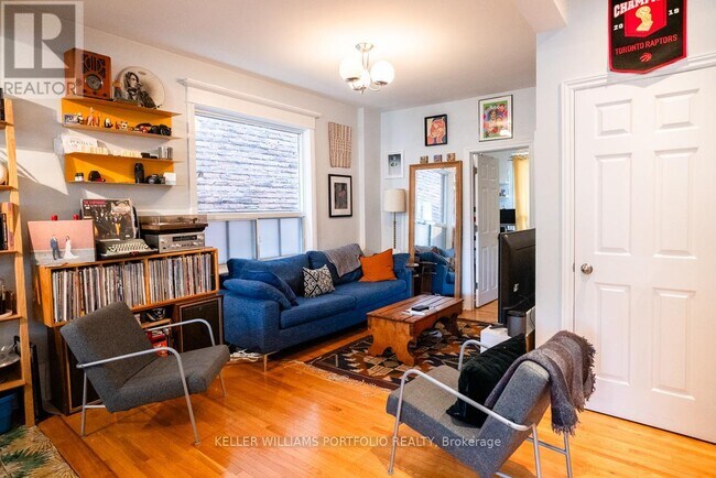 Photo - 184 Franklin Ave