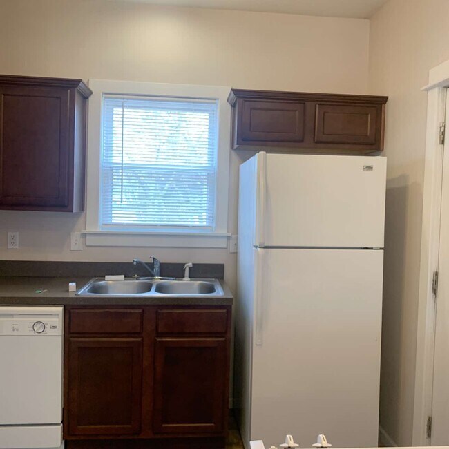 213 E Logan St Rental House Rental in Ottawa, KS