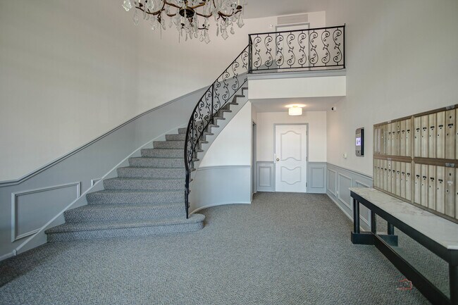 Photo - 1220 Park Ave W Unit 101