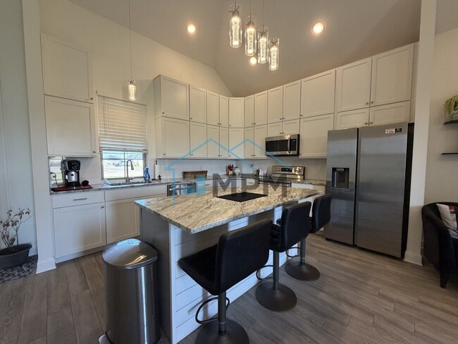 Photo - 492 Cliff Bullock Dr