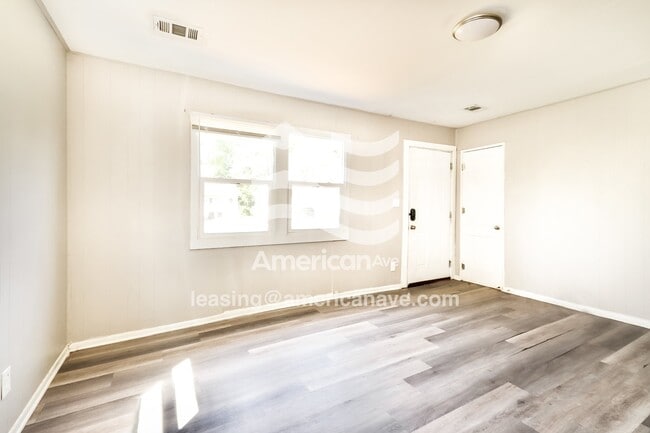 Photo - 203 N 37th St