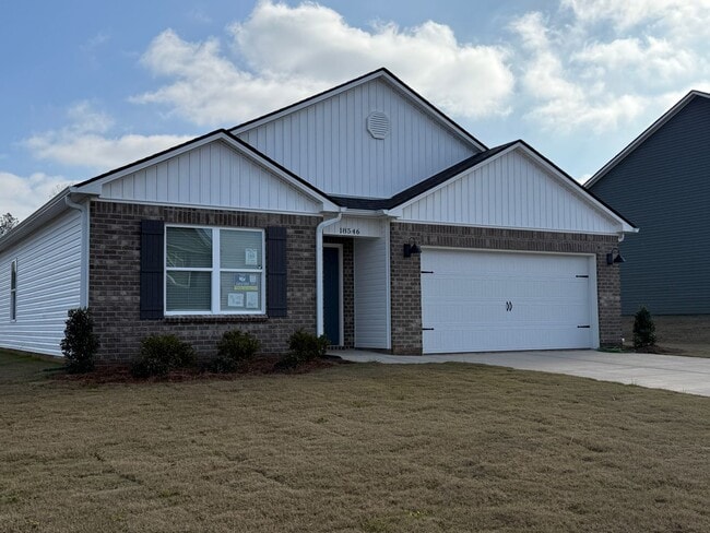 Photo - Caffee sub-division, very close to Mercedes plant, one level 4 Bedroom/2 Bath 1774 sqft