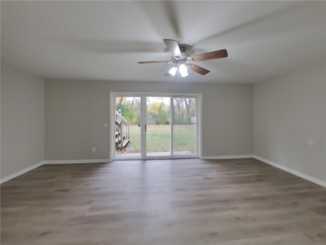 Photo - 2661 Oak Ridge Dr