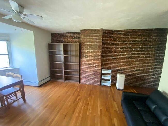 Photo - 23 Worcester Sq Unidad 5