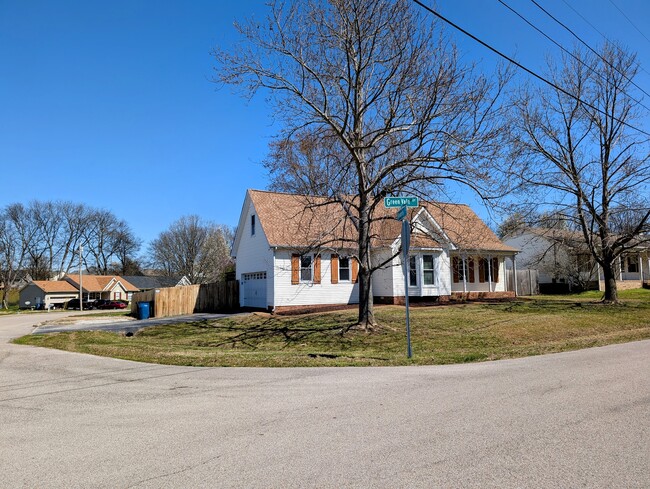 Photo - 124 Green Vale Dr House