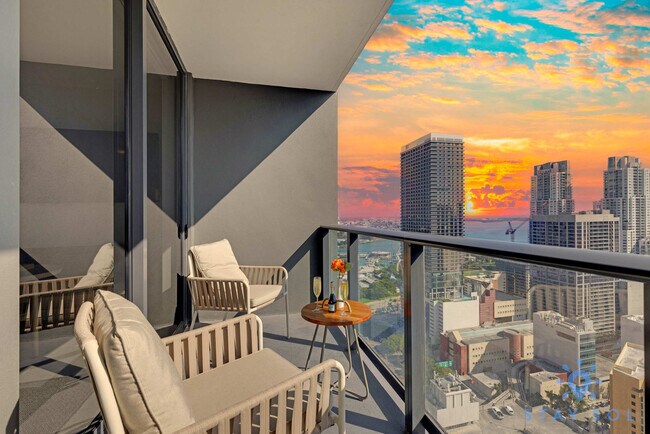 Photo - 601 NE 1st Ave Unidad ID1227536P