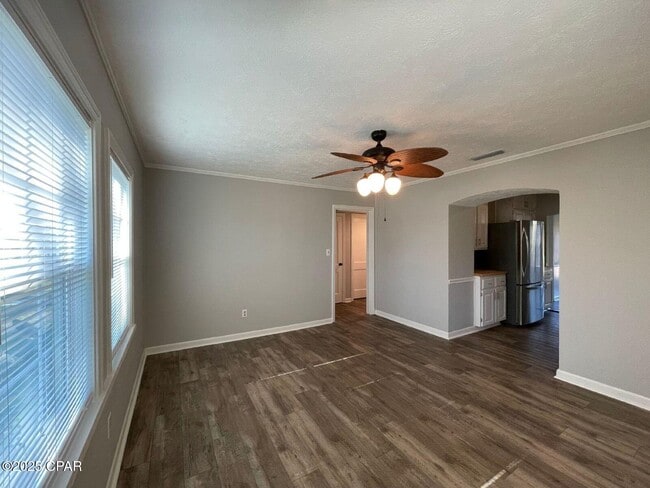 Photo - 1010 W 12th Ct