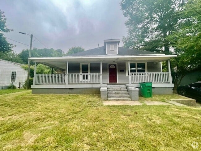 Building Photo - Must view this Adorable 3 bedroom 1 bath h... Rental
