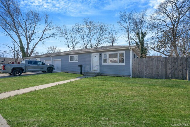 Photo - 472 S Ocean Ave