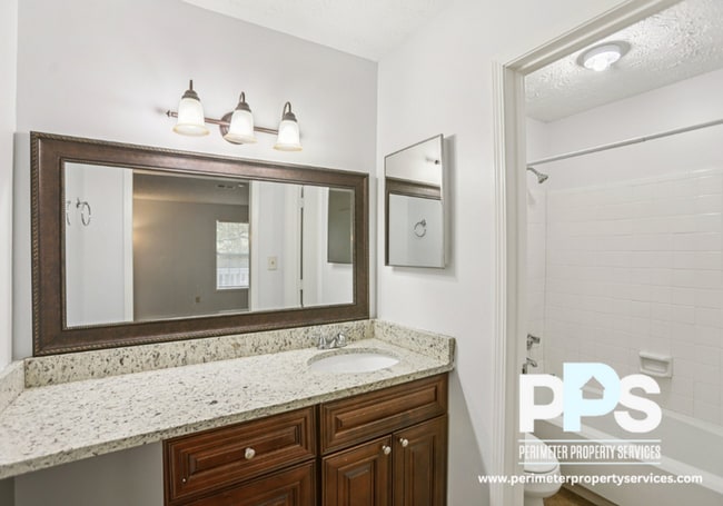 Photo - 801 Countryside Pl