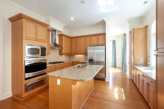 Building Photo - 8819 Provence Village Lane Rental