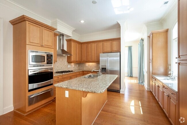 Building Photo - 8819 Provence Village Lane Rental