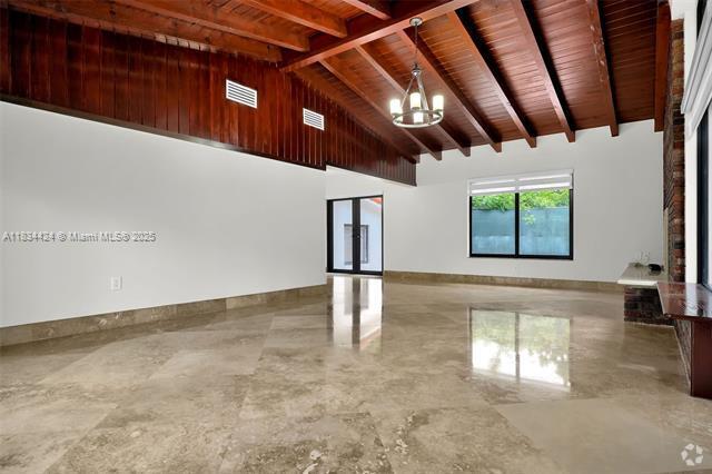 Building Photo - 6820 SW 86th Ave Rental