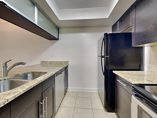 3102 W Horatio St Unidad 24