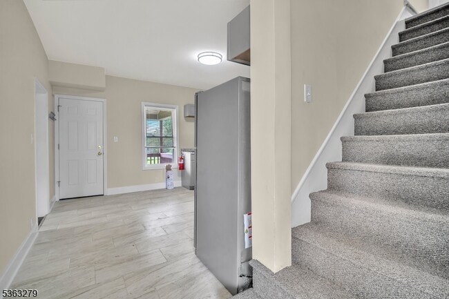 Photo - 1712 Linvale Harbourton Rd House