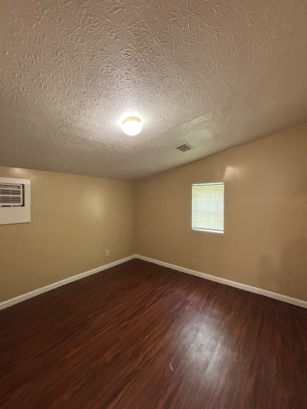 Photo - 300 Berryman Rd
