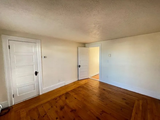 Photo - 214 Kelley St Unit 4