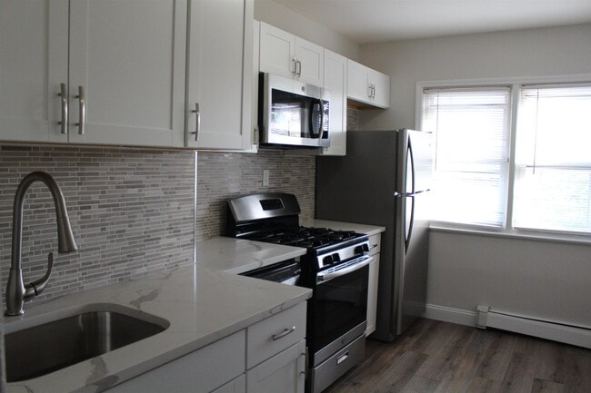 Photo - 509 7th St Apartment Unit 3