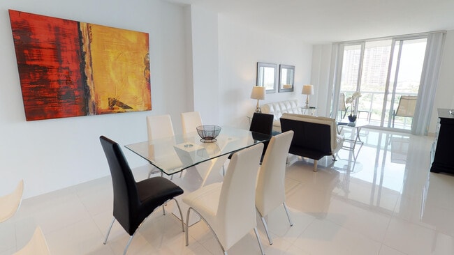 Photo - 19370 Collins Ave