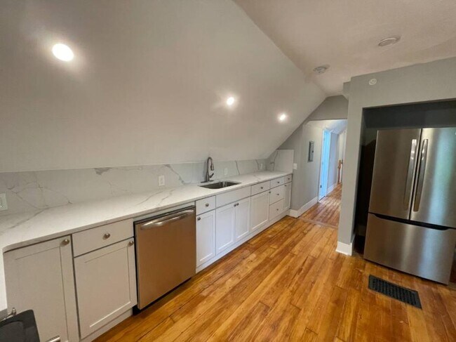 Photo - 2.0 bedroom in Somerville Massachusetts 02144