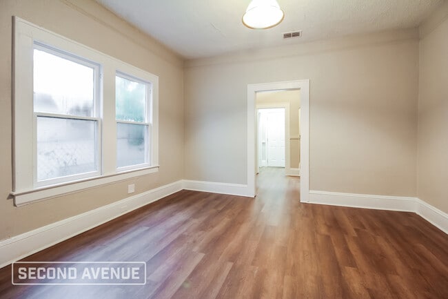 Photo - 341 Golfair Blvd