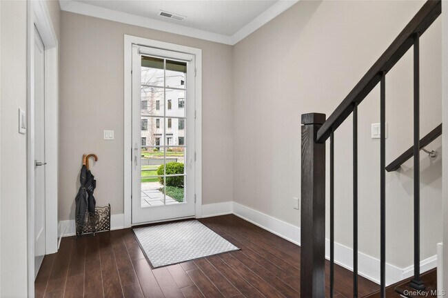 Photo - 348 Horseman Blvd