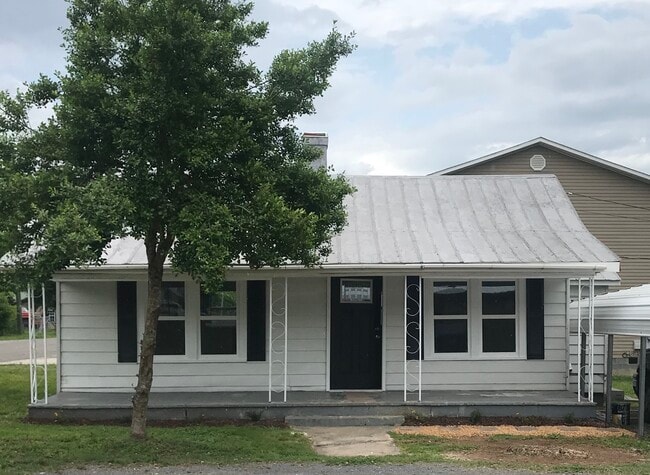 Building Photo - 219 9th Ave Rental