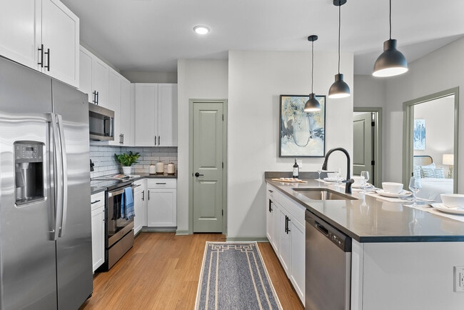 Photo - District Midtown