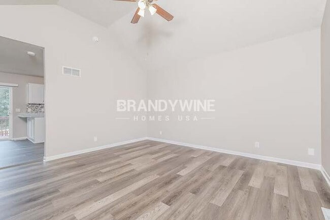 Photo - 19307 Diamond Ln