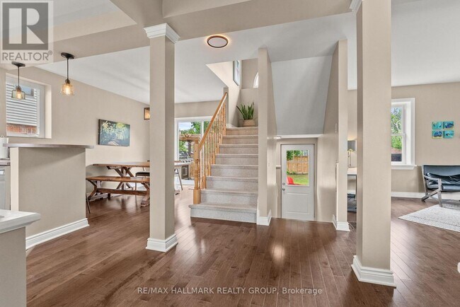 Photo - 701 Cole Ave S