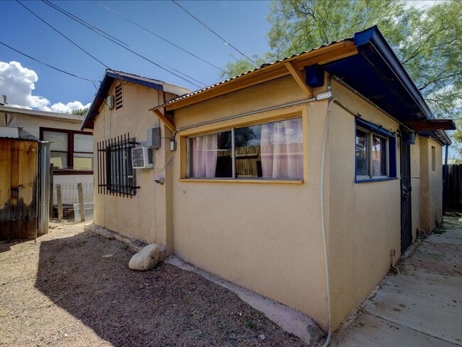 Photo - PRICE REDUCTION!!! ALL UTILITIES INCLUDED!
