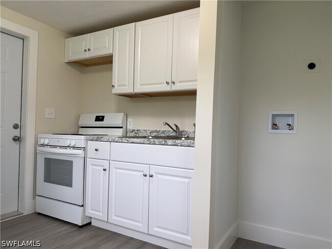 Photo - 5314 Gilchrist St