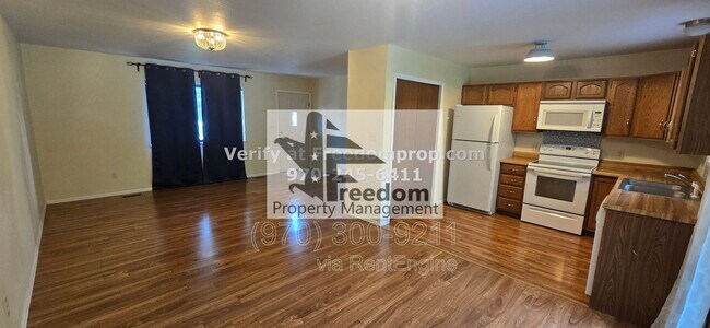 Photo - 175 Applewood Dr