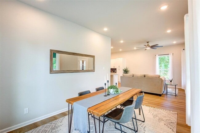 Photo - 411 N Josephine St