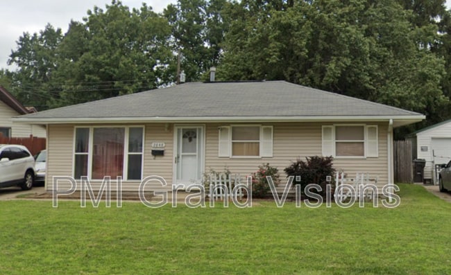 Building Photo - 2848 E Cardinal Dr Rental