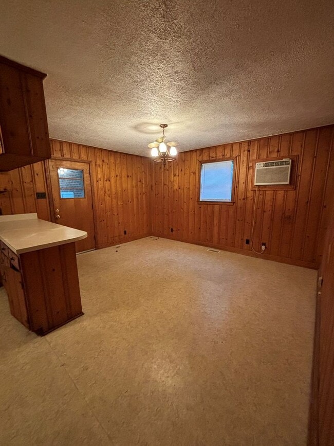 Photo - 903 N Audubon Ave