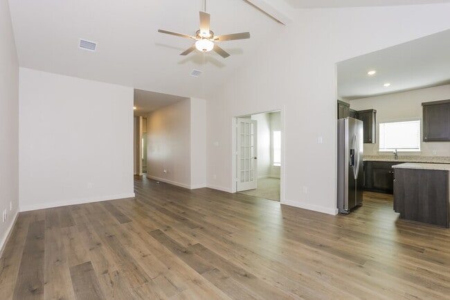Photo - 1540 Woodwinds Dr