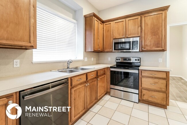 Photo - 1125 Oak Creek Dr