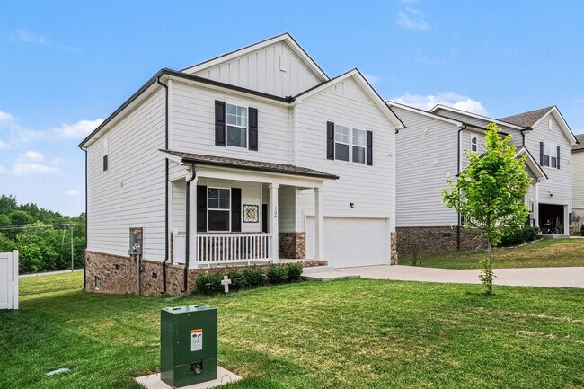 Photo - 139 E Millbrook Dr