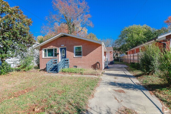 Building Photo - Brick Ranch Available in Hampton! Rental