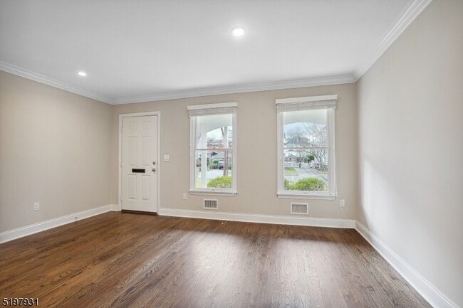 Photo - 25 Ruthven Pl