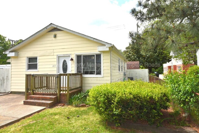 Photo - 213 Bassett Ave