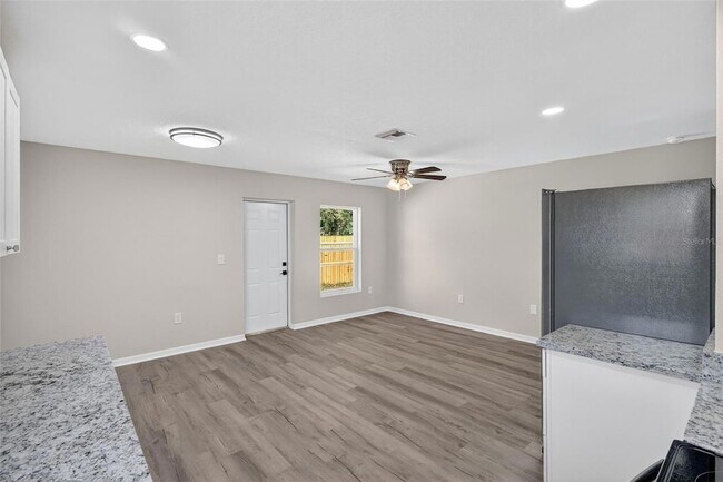 Photo - 1503 8th Ave E