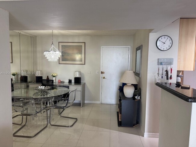 Photo - 2821 N Miami Beach Blvd Unit 3L