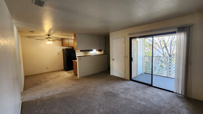 Building Photo - 2510 Hartnell Ave Unit 9