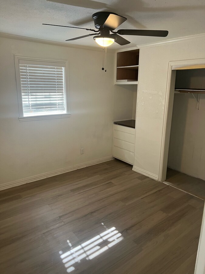 Photo - 1715 Walnut St