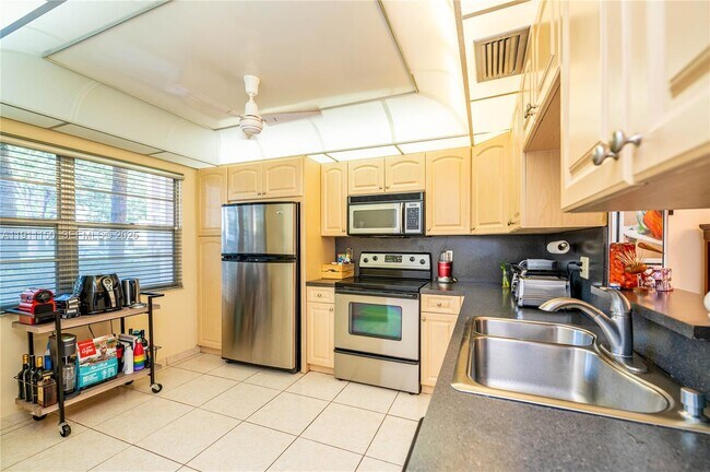 Photo - 2101 Lucaya Bend Unit C1