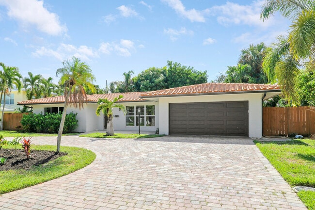 Photo - 2620 NE 25th St